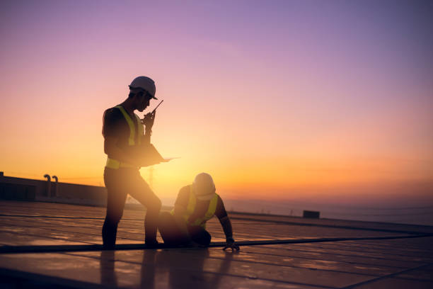 Best Flat Roof Repair Services  in Greencastle, IN